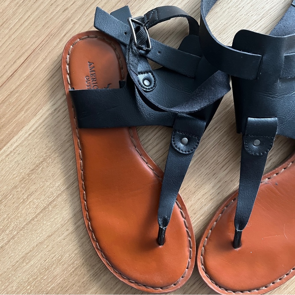 AE Black Sandals - Picture 2 of 6